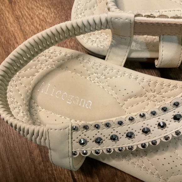 Alicegana Womens 11 Sandals Shoes Comfort Walking Non Slip Jeweled Bohemian Flat - Picture 5 of 9